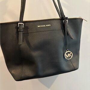 Michael Kors Black Tote Bag🖤